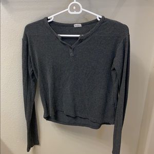 Long sleeve gray shirt